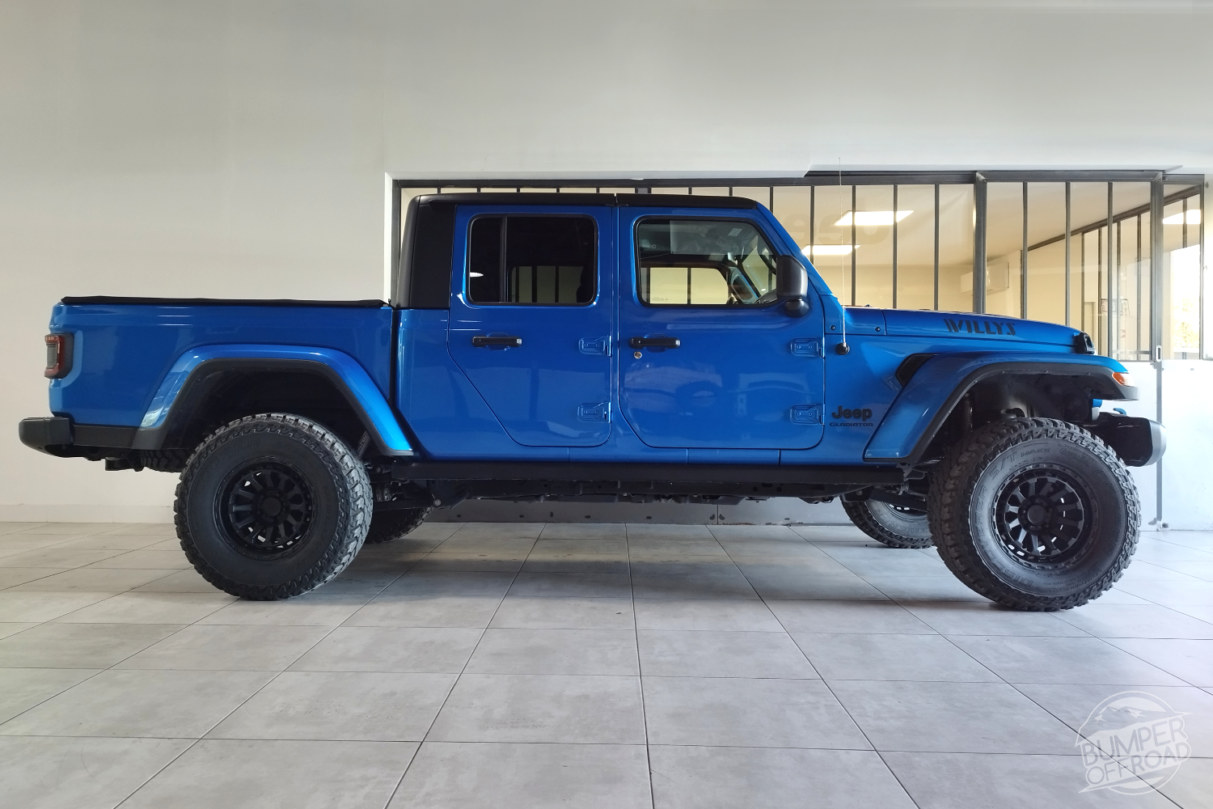 Vendu – Jeep Gladiator 3,6L V6 Willys Hydroblue