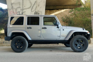 Jeep JKU Sahara 2,8 CRD Grise