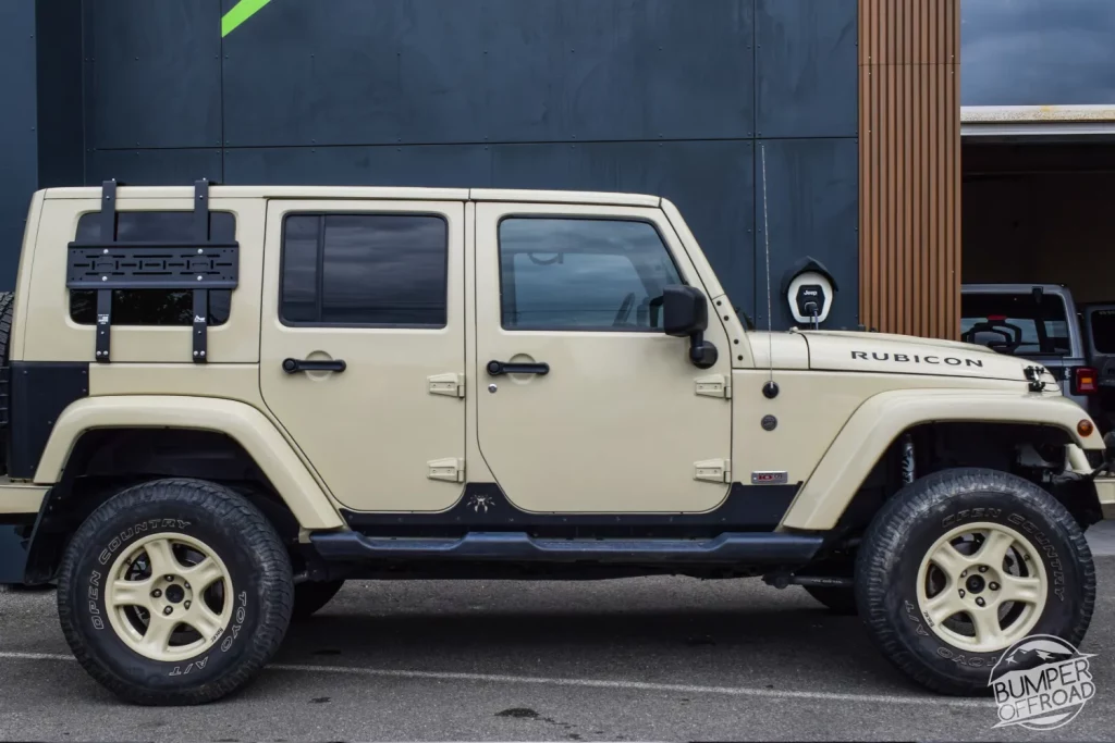 Vendu - Jeep Wrangler JKU Rubicon 2.8 CRD Sahara Tam