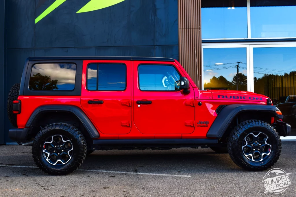 Vendu - Jeep Wrangler JLU Rubicon 2.0L, 272 cv Rouge