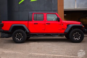 Vendu – Jeep Gladiator 3,6 V6 E85 Colorado Red