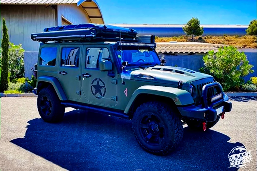 Vendu - Jeep Wrangler JKU Matt Kaki 2.8L CRD