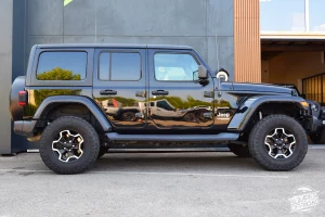 Vendu – Jeep Wrangler Sahara JLU 3,6L E85 Black