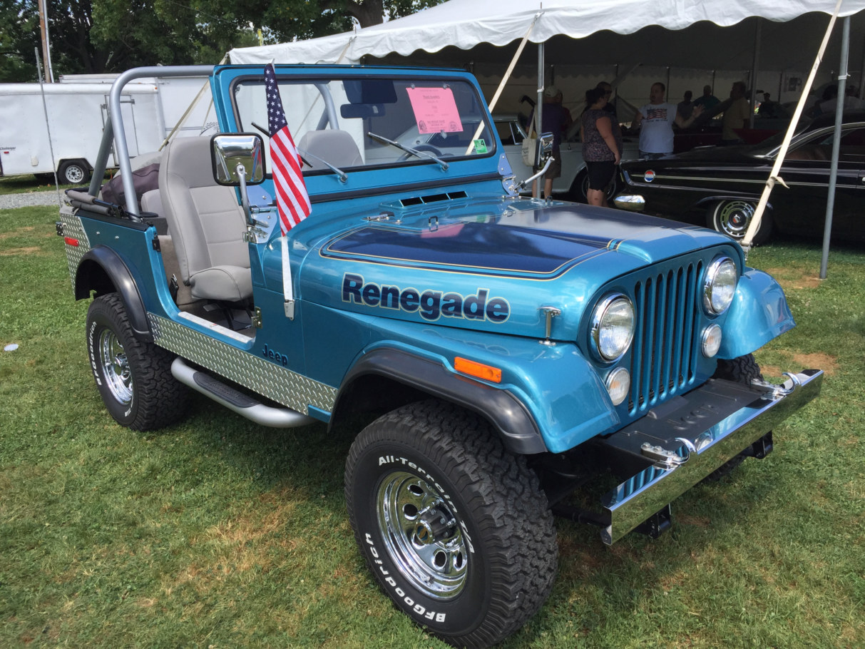 Jeep CJ-7 Renegade bleue de 1979, construite par AMC Canada
