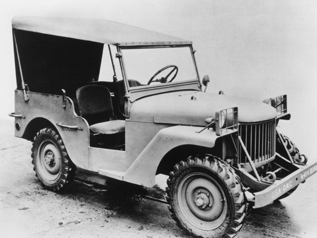 Willys Quad 1940 vu de trois quarts avant, prototype Jeep livré à Camp Holabird