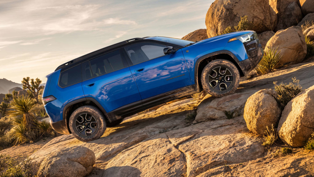 Jeep Cherokee Trailhawk 2027, vue de profil